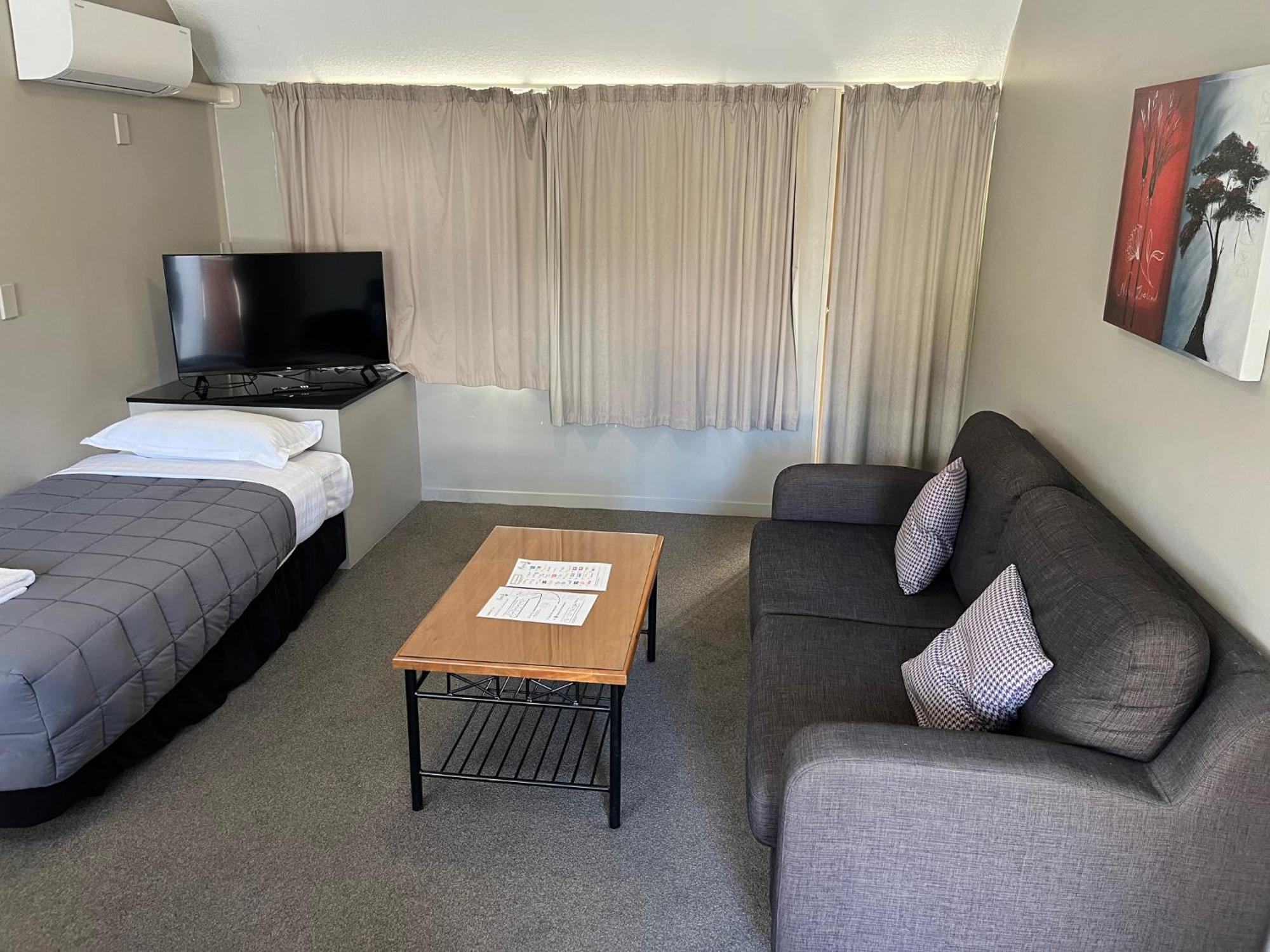 Manuka Crescent Motel Wanaka Dış mekan fotoğraf