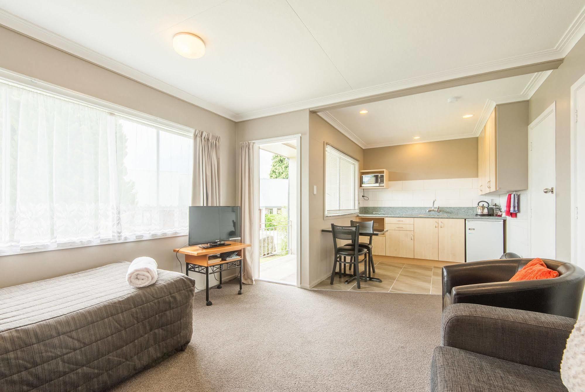 Manuka Crescent Motel Wanaka Dış mekan fotoğraf